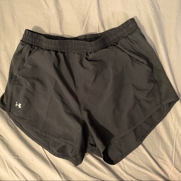 Under Amour shorts - Picture 1 of 1